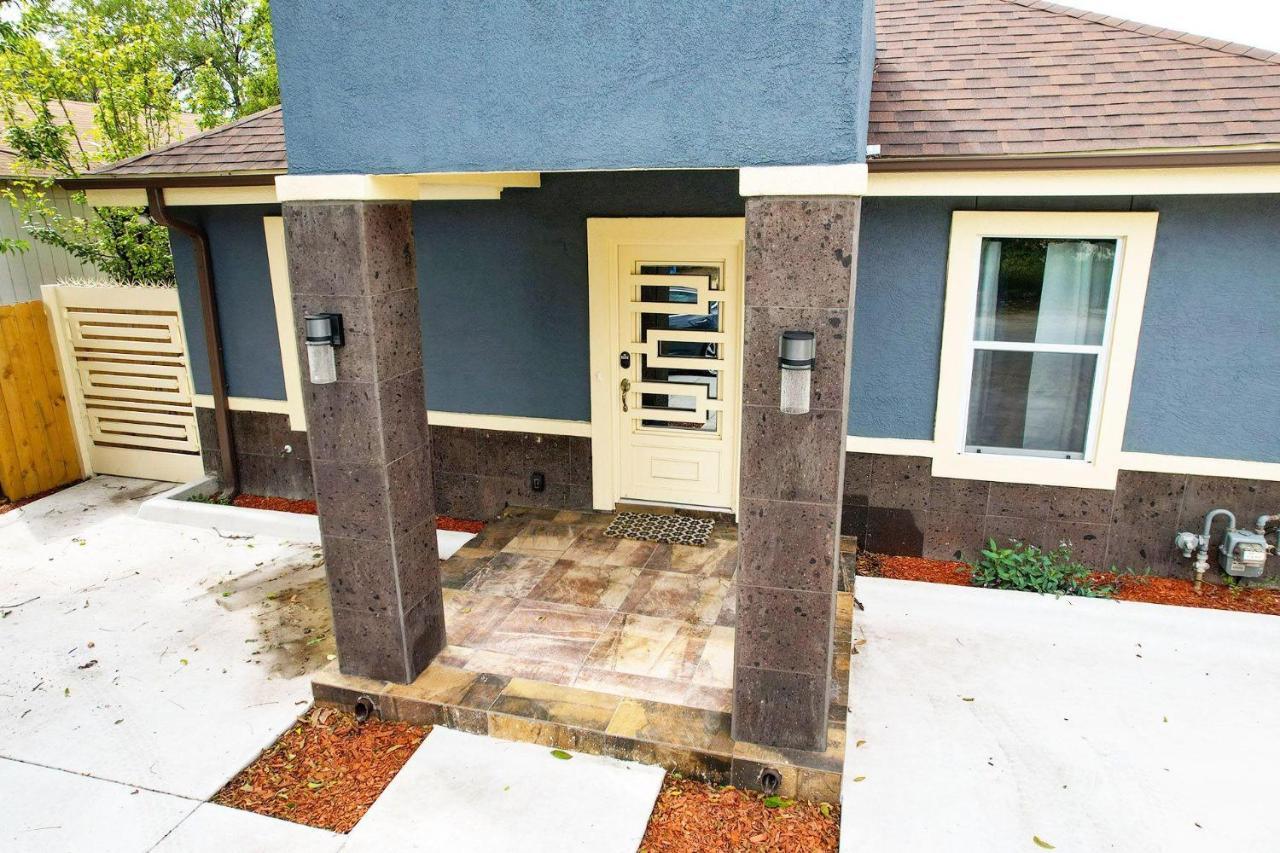 Private Hot Tub3bd2ba 2 Miles To Sa River Walk San Antonio