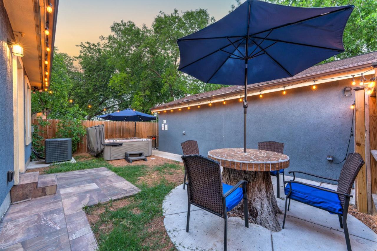 Private Hot Tub3bd2ba 2 Miles To Sa River Walk Сasa de vacaciones San Antonio