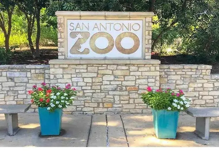Private Hot Tub3Bd2Ba 2 Miles To Sa River Walk